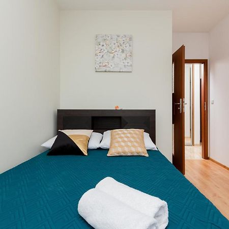 Apartament Na Woli Sowinskiego By Noclegi Renters Warsaw Exterior photo