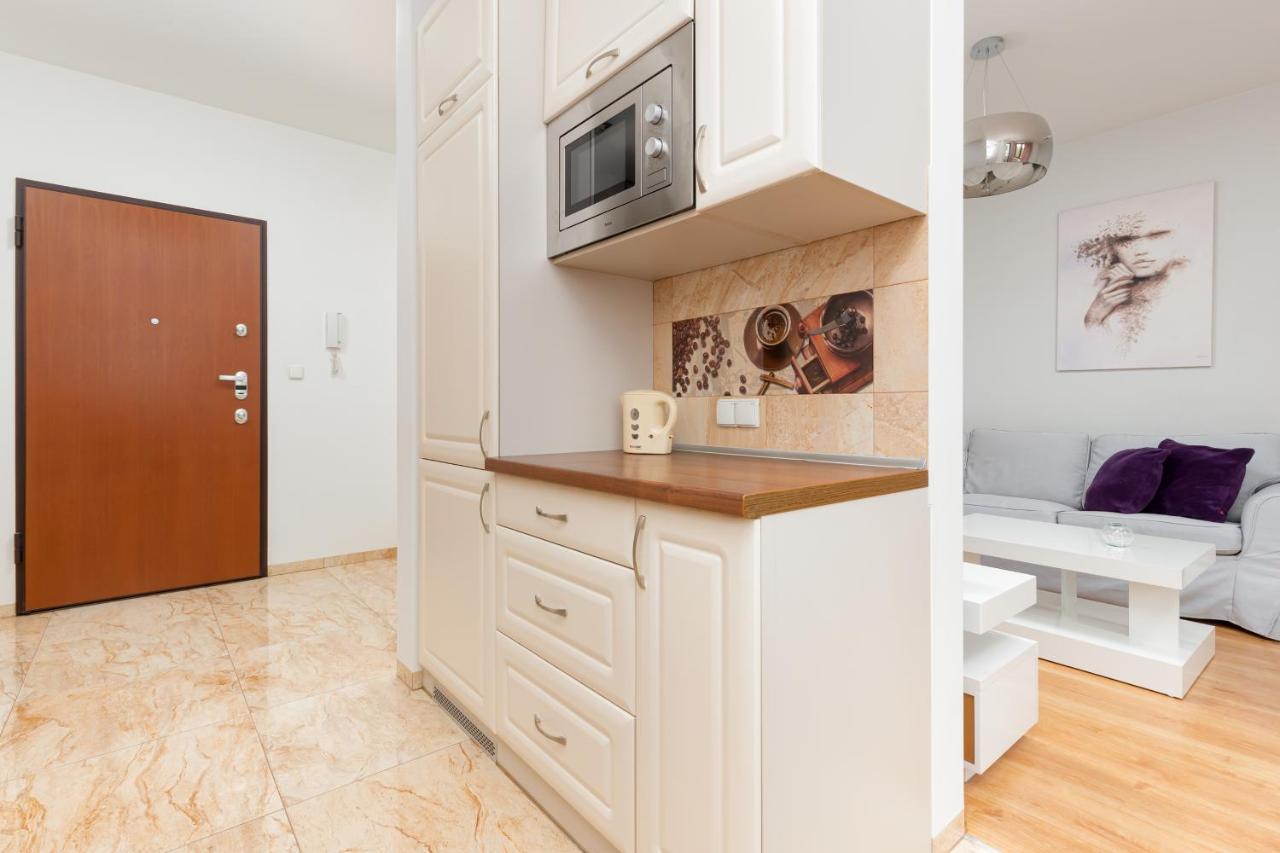 Apartament Na Woli Sowinskiego By Noclegi Renters Warsaw Exterior photo